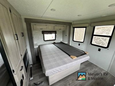 2025 Coachmen RV Catalina Destination Series - Photo 15