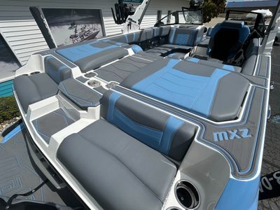 2024 Malibu Boats 23 MXZ - Photo 11