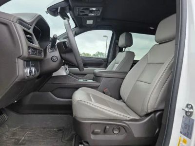 2023 GMC Yukon XL - Photo 13