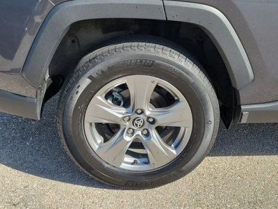 2024 Toyota RAV4 — photo 9 view