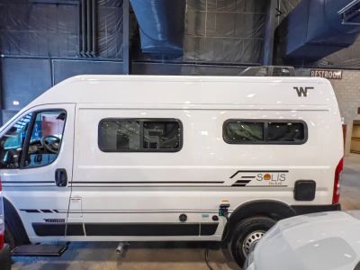 2027 Winnebago SOLIS POCKET — photo 16 view