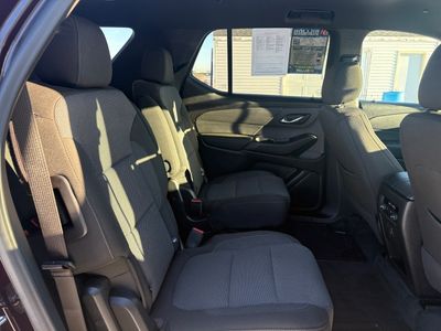 2023 Chevrolet Traverse — photo 14 view