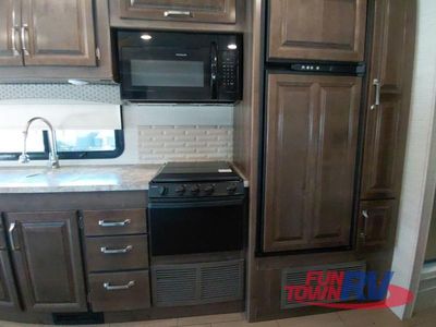 2019 Jayco Greyhawk - Photo 15