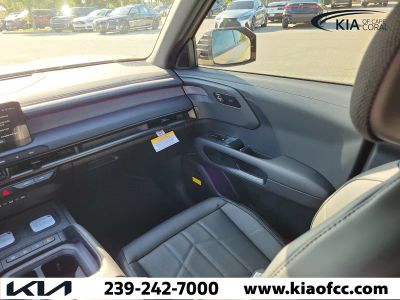 2027 Kia Telluride Hybrid — photo 19 view