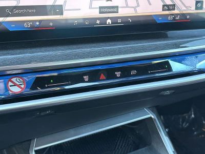 2025 BMW 7 Series — photo 16 view