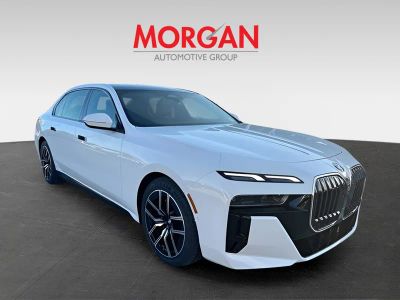 2025 BMW 7 Series — side profile view