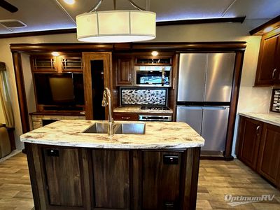 2017 Keystone Montana - Photo 6