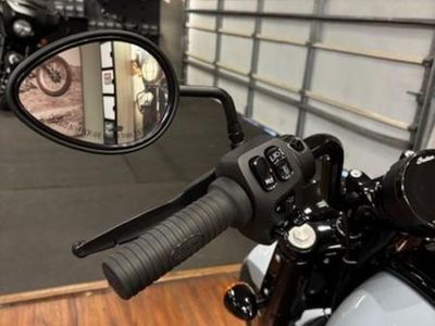 2025 Indian Motorcycle Chief Bobber Dark Horse Storm Gray - Photo 9