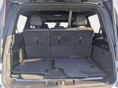 2023 Jeep Grand Wagoneer - Photo 10