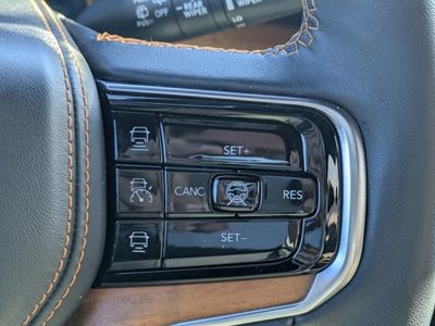 2023 Jeep Grand Wagoneer - Photo 22