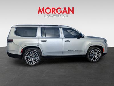 2023 Jeep Grand Wagoneer - Photo 2