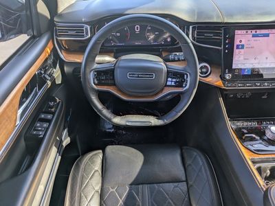 2023 Jeep Grand Wagoneer - Photo 13