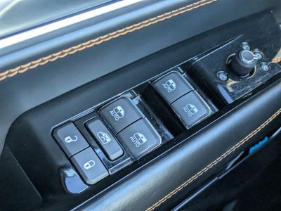 2023 Jeep Grand Wagoneer - Photo 20
