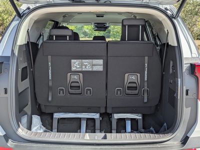 2026 Kia Carnival — photo 14 view