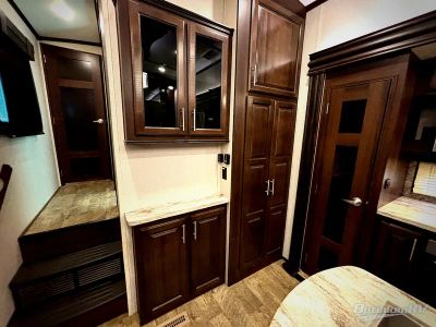 2019 Jayco North Point - Photo 17