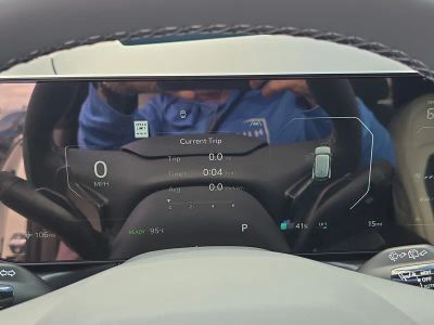 2026 Kia EV9 — photo 32 view