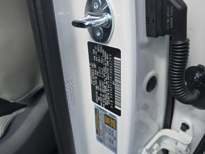 2026 Kia EV9 — photo 33 view