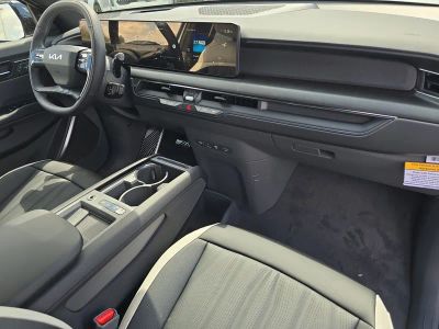 2026 Kia EV9 — photo 12 view