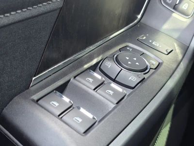 2025 Ford F-250SD — photo 16 view