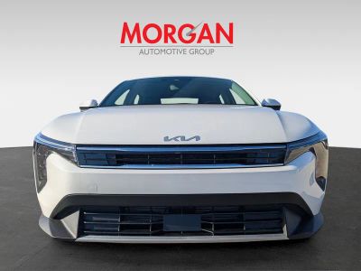 2025 Kia K4 — photo 10 view