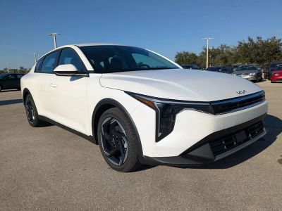2025 Kia K4 — photo 36 view
