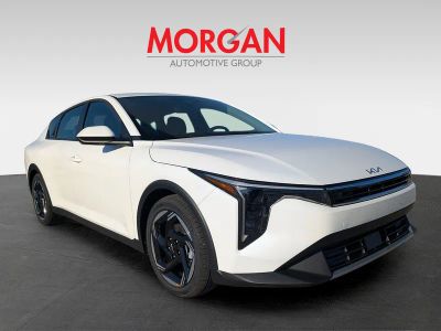 2025 Kia K4 — side profile view