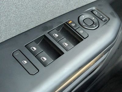 2025 Kia K4 — photo 29 view