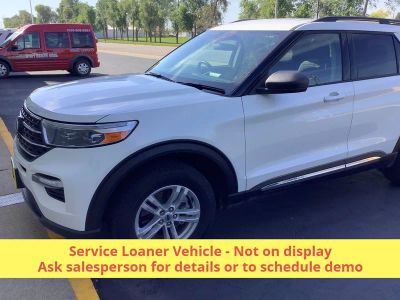 2024 Ford Explorer XLT 4WD in Star White Metallic Tri-Coat — front three-quarter view