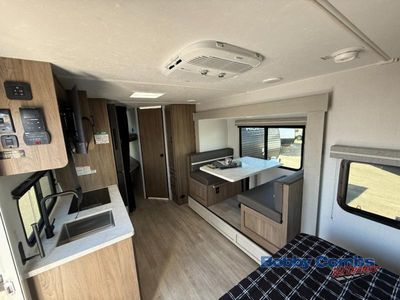 2026 Coachmen RV Freedom Express Select - Photo 9