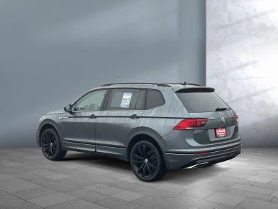 2020 Volkswagen Tiguan — interior view