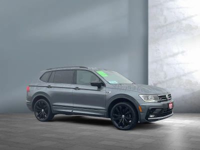 2020 Volkswagen Tiguan — photo 8 view