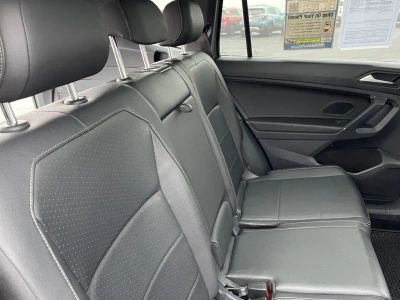 2020 Volkswagen Tiguan — photo 14 view
