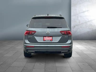 2020 Volkswagen Tiguan — detail view