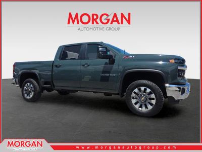 2026 Chevrolet Silverado 2500HD LT in Gray — front three-quarter view