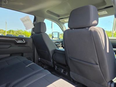 2026 Chevrolet Silverado 2500HD — photo 12 view