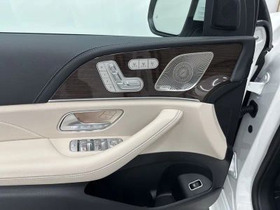 2026 Mercedes-Benz GLE — photo 11 view