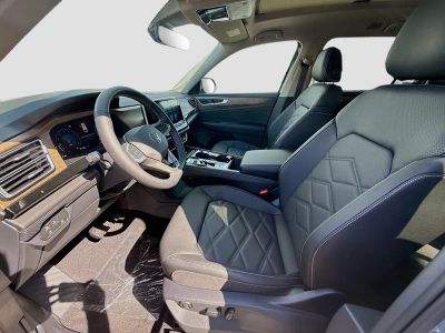2026 Volkswagen Atlas — photo 16 view