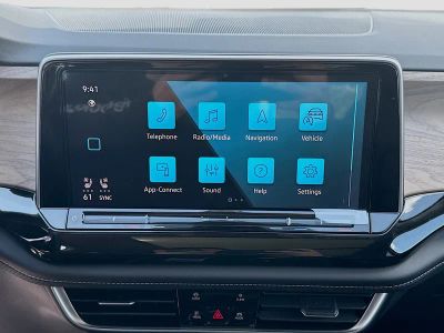 2026 Volkswagen Atlas — photo 12 view