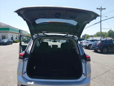 2024 Nissan Rogue - Photo 11