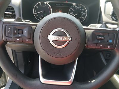 2024 Nissan Rogue - Photo 12
