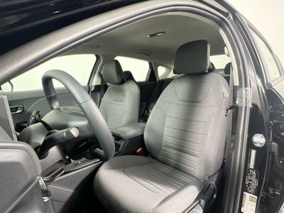 2025 Kia K4 — photo 13 view