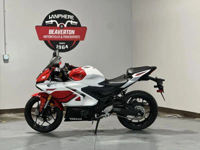 2026 Yamaha YZF-R3 - Photo 9