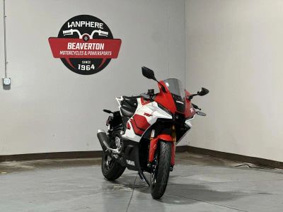 2026 Yamaha YZF-R3 - Photo 6