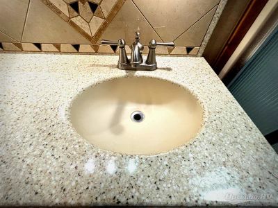 2012 Monaco RV Diplomat — photo 20 view