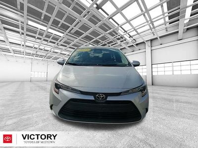 2023 Toyota Corolla — photo 8 view