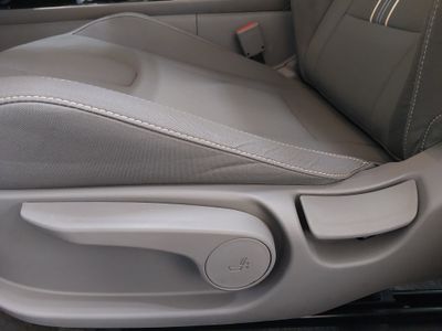 2026 Hyundai Elantra — photo 19 view