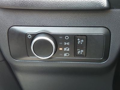 2025 Ford Escape - Photo 13