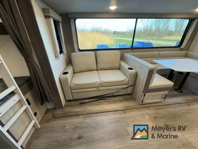 2026 Coachmen RV Catalina Legacy Edition - Photo 17