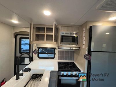 2026 Coachmen RV Catalina Legacy Edition - Photo 15