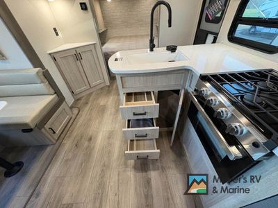 2026 Coachmen RV Catalina Legacy Edition - Photo 24